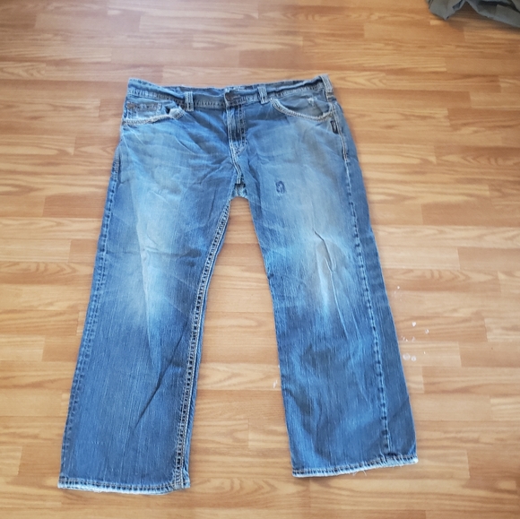 Men's Jean's - Picture 9 of 12